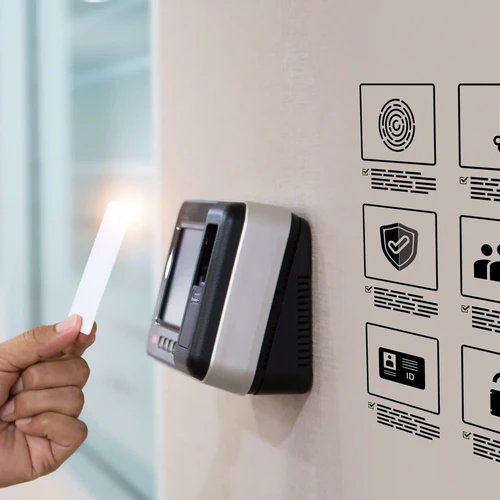 systémy kontroly přístupu_kfs